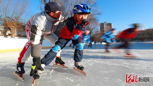 成人冬季轮滑直播视频,畅享冰上乐趣的冬季运动体验