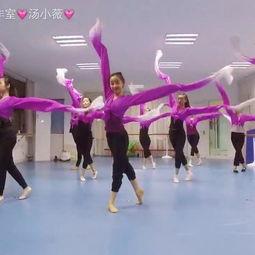 超简单成人热身舞蹈视频,轻松唤醒身体活力